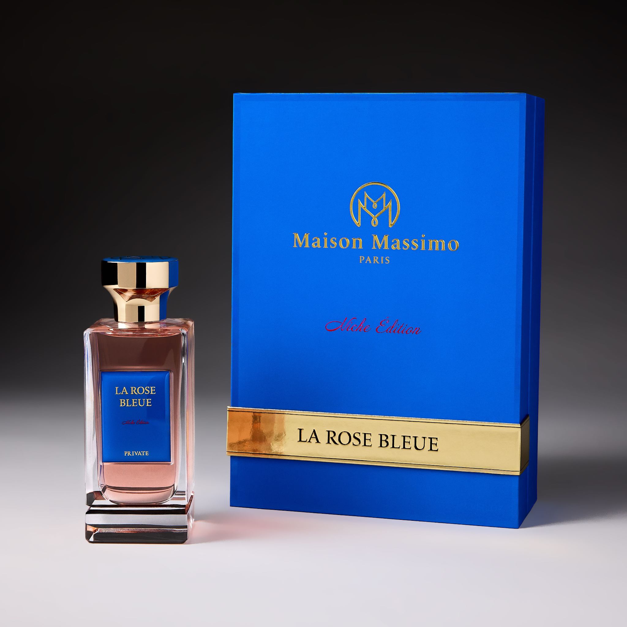 LA ROSE BLEUE